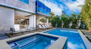 Luxury villa vacation rentals in Los Angeles